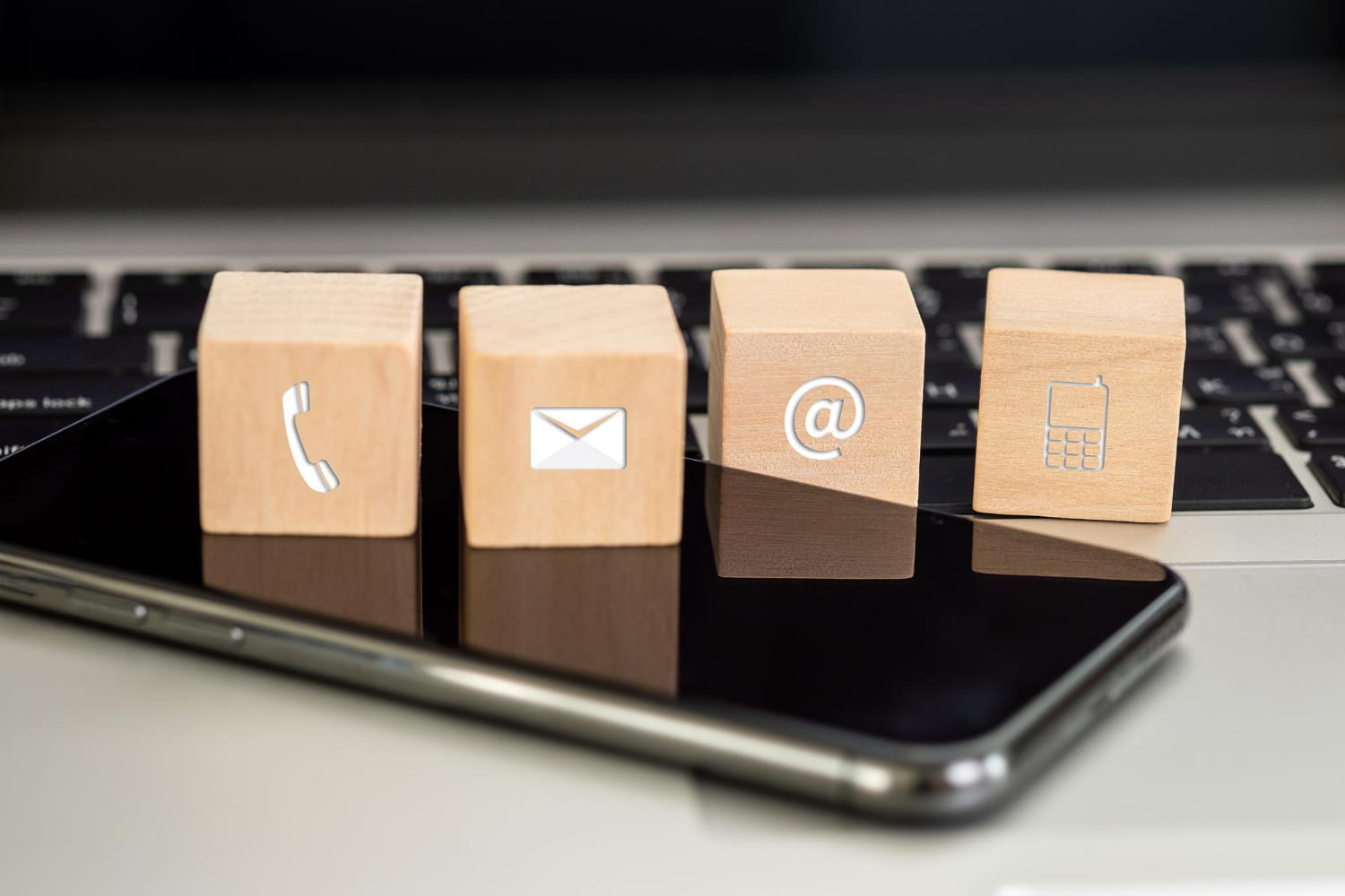 ارتباط با ما